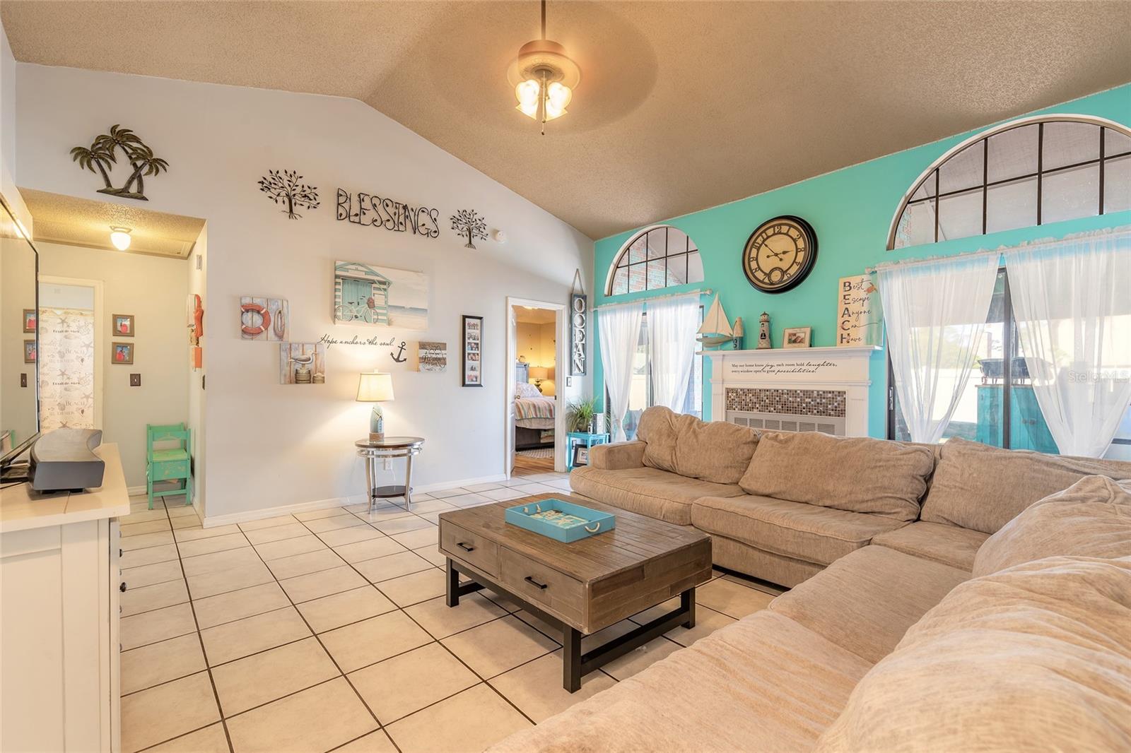 811 SMOKERISE BLVD, PORT ORANGE, FL, 32127