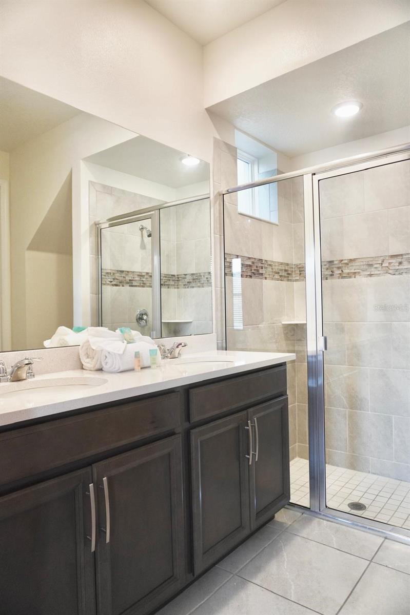 1672 TROPICAL PALMS CIR, KISSIMMEE, FL, 34747