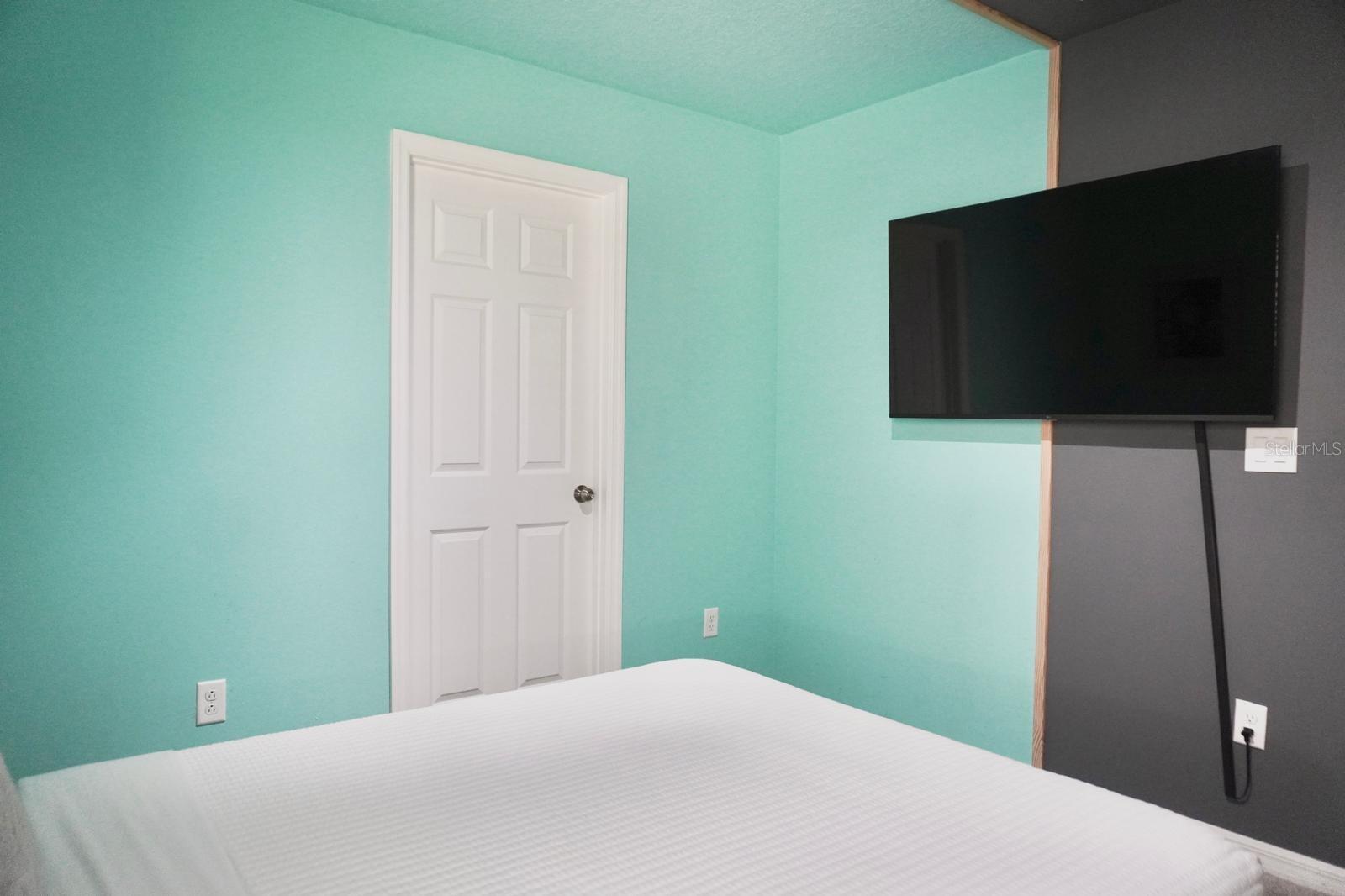 1672 TROPICAL PALMS CIR, KISSIMMEE, FL, 34747