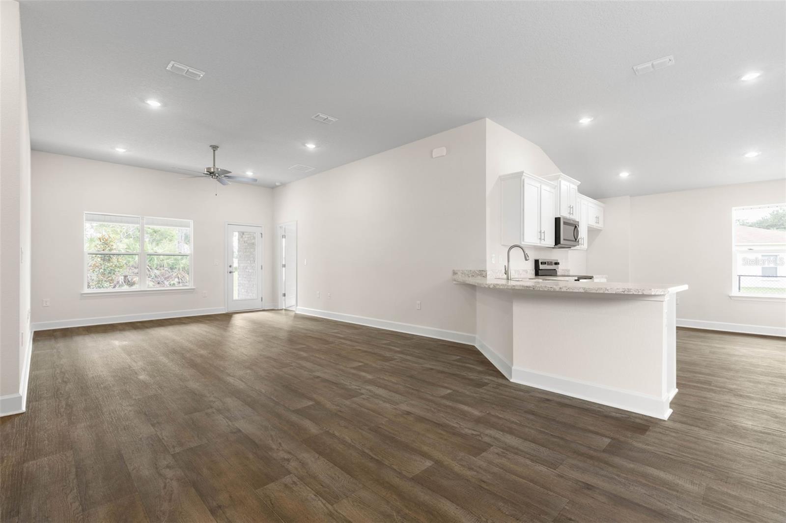 68 WHITE STAR DR, PALM COAST, FL, 32164