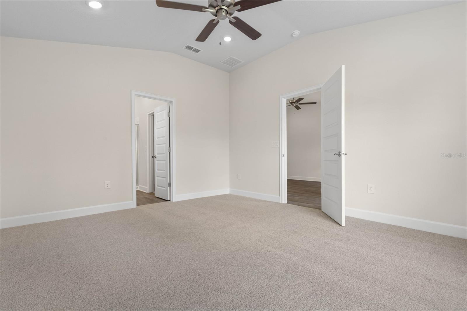 68 WHITE STAR DR, PALM COAST, FL, 32164