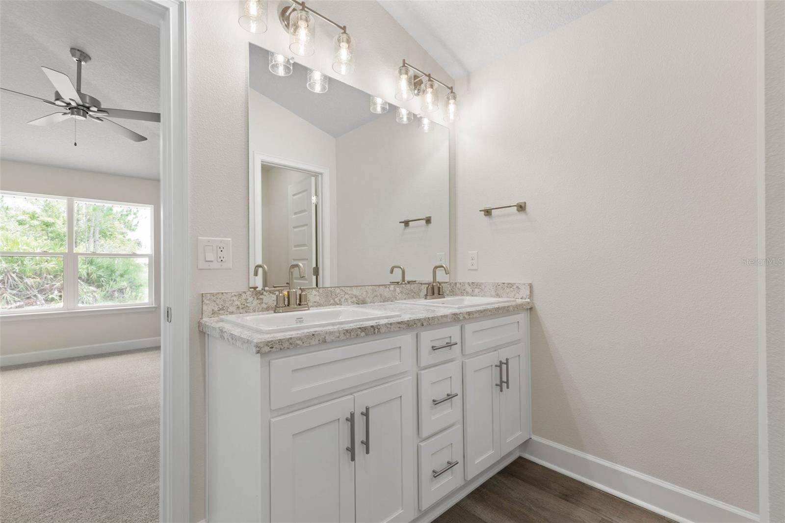 68 WHITE STAR DR, PALM COAST, FL, 32164