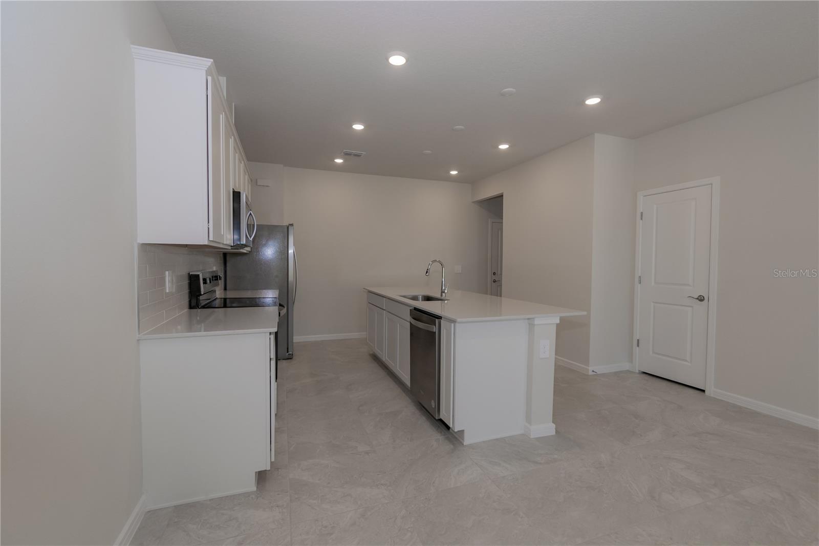 2037 CALM SOUL WAY, KISSIMMEE, FL, 34744