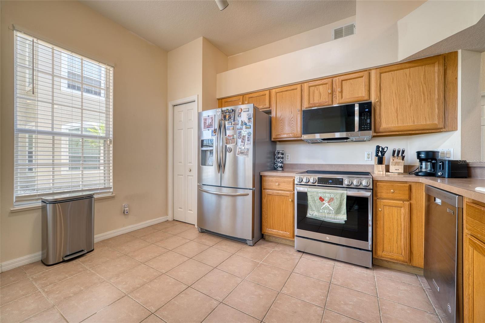 6936 DELLA DR #33, ORLANDO, FL, 32819