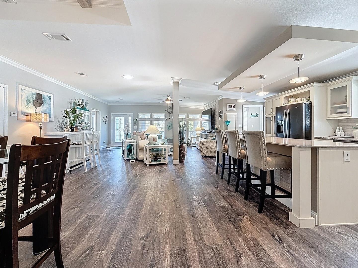 1116 ELKHART CIR, TAVARES, FL, 32778