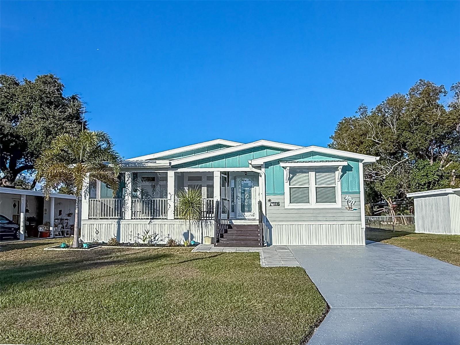 1116 ELKHART CIR, TAVARES, FL, 32778