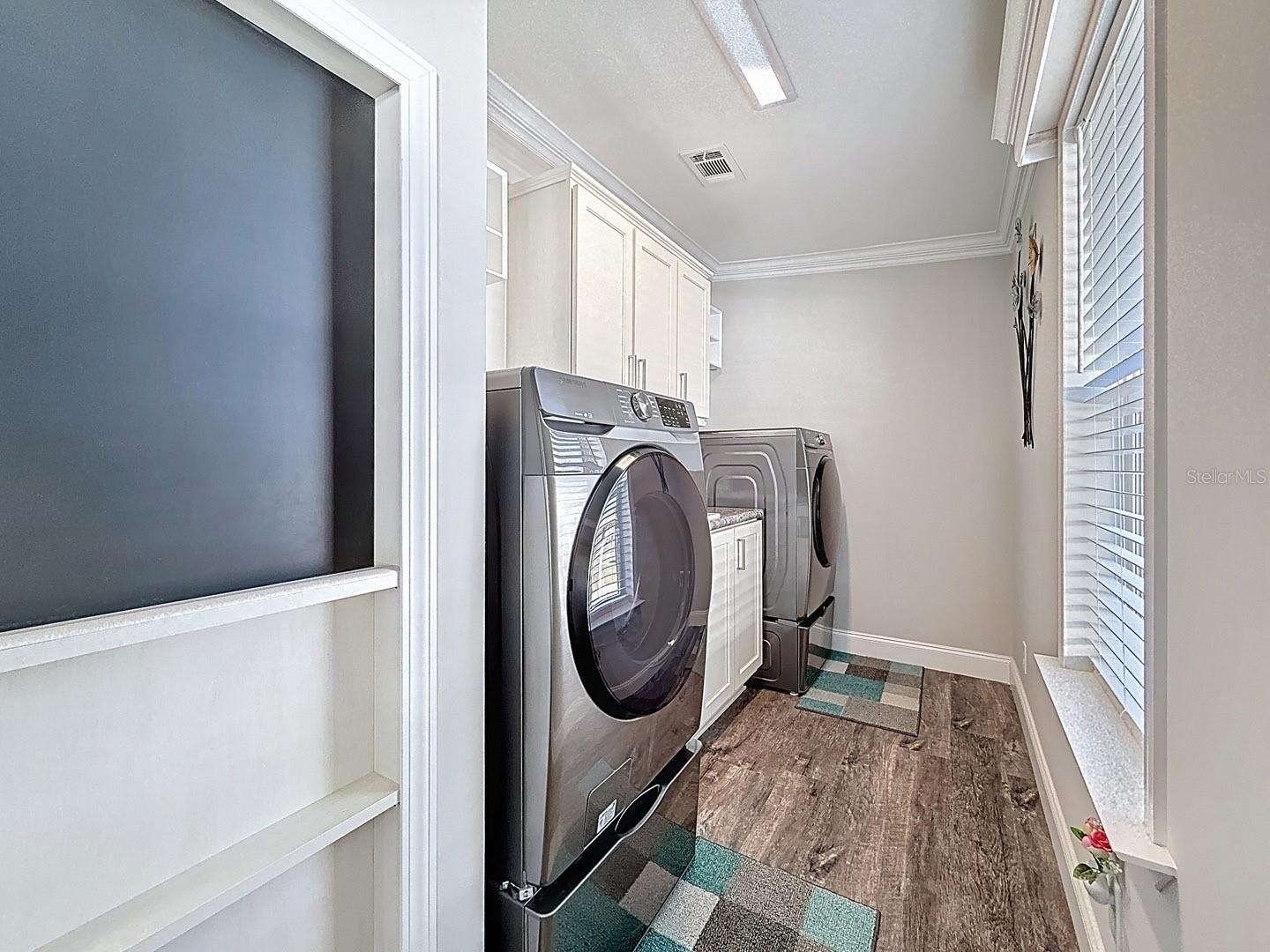 1116 ELKHART CIR, TAVARES, FL, 32778