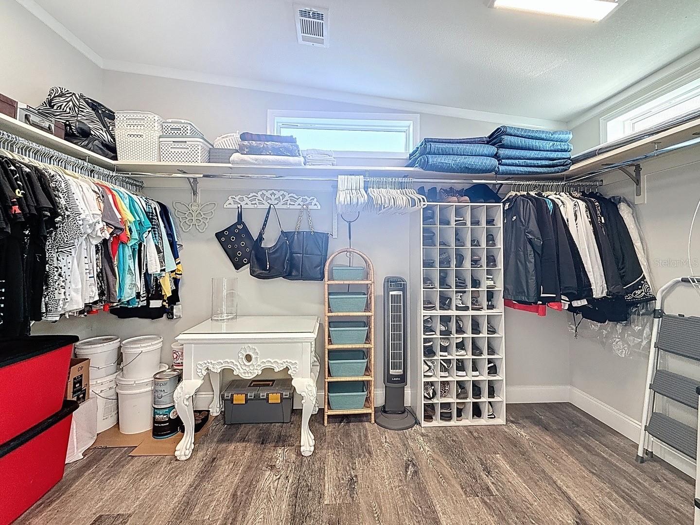 1116 ELKHART CIR, TAVARES, FL, 32778