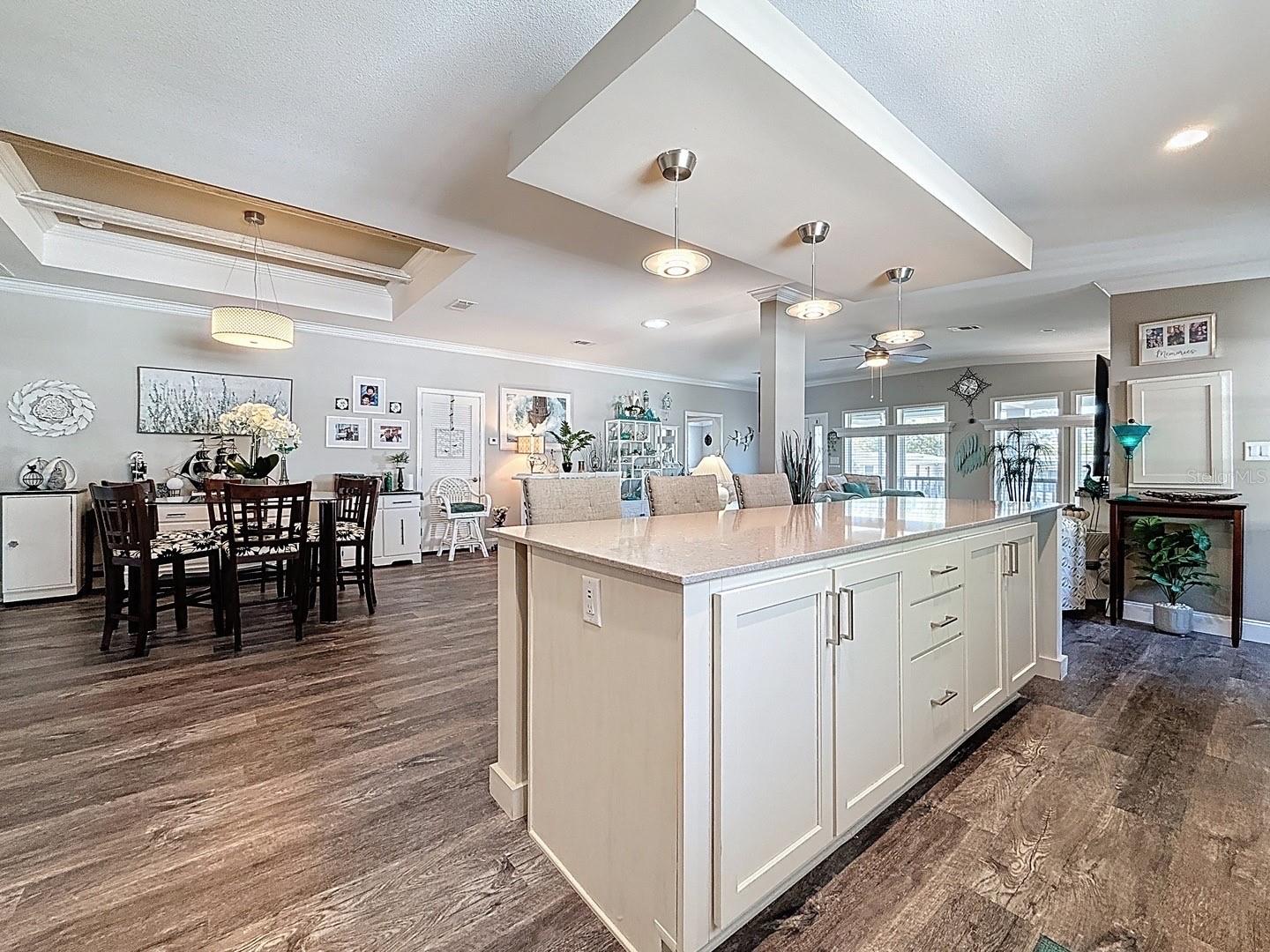 1116 ELKHART CIR, TAVARES, FL, 32778