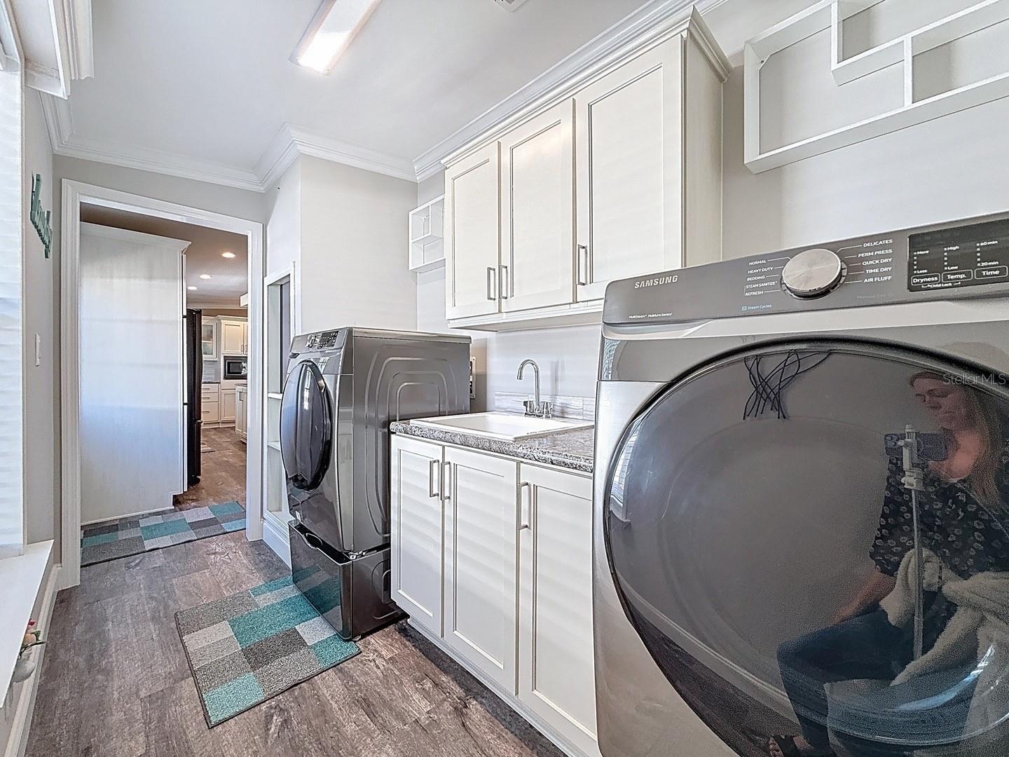 1116 ELKHART CIR, TAVARES, FL, 32778