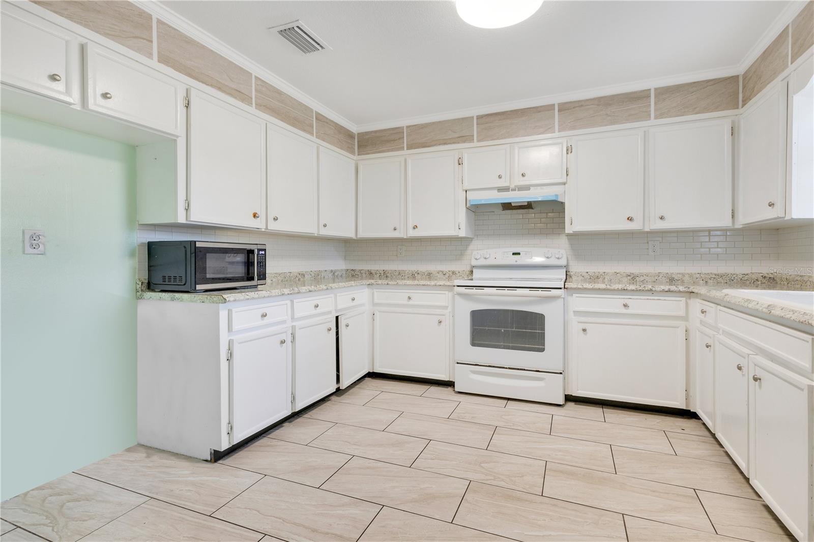 4550 CHANDLER RD, APOPKA, FL, 32712