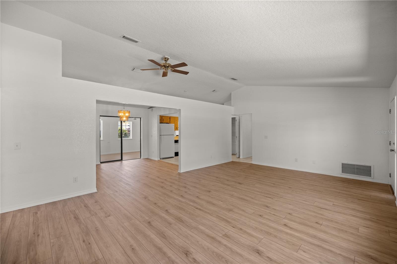 10690 SE 44TH TER, BELLEVIEW, FL, 34420