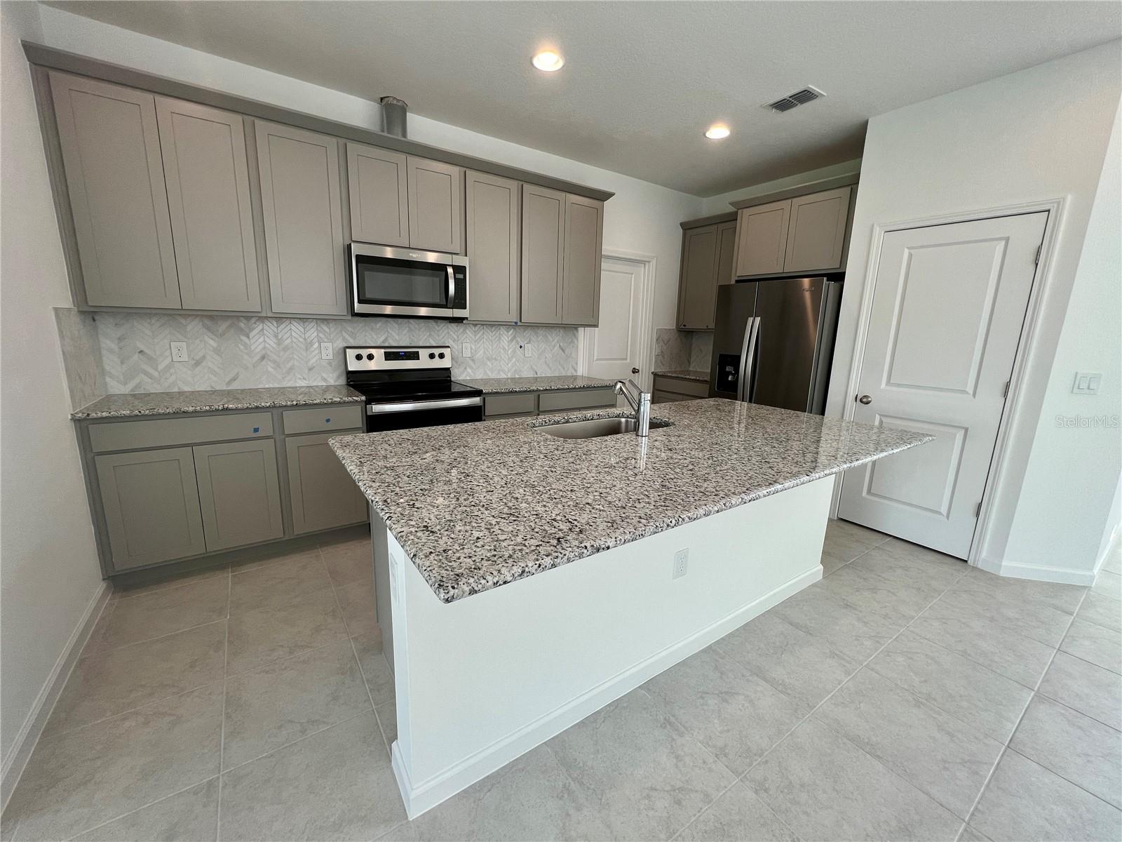 4394 DAVOS DR, CLERMONT, FL, 34711