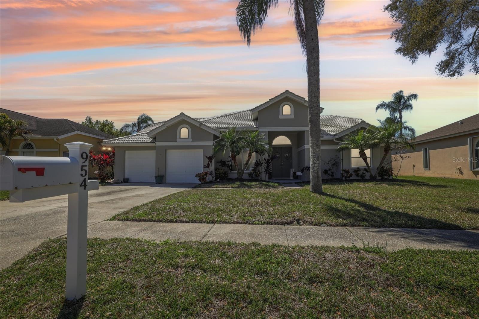 954 COBBLESTONE LN, TARPON SPRINGS, FL, 34688