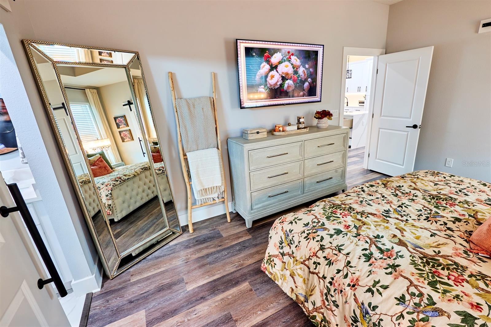 2925 W DEWEY ST, TAMPA, FL, 33607