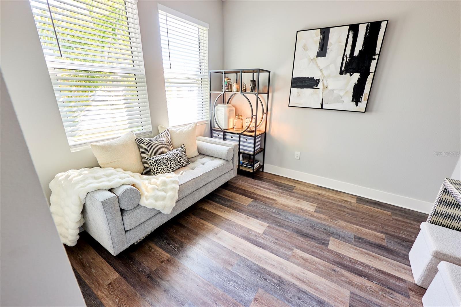 2925 W DEWEY ST, TAMPA, FL, 33607
