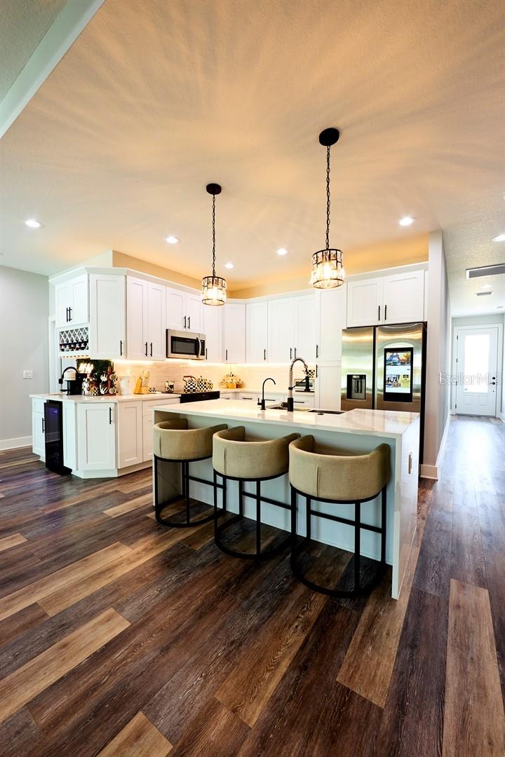 2925 W DEWEY ST, TAMPA, FL, 33607