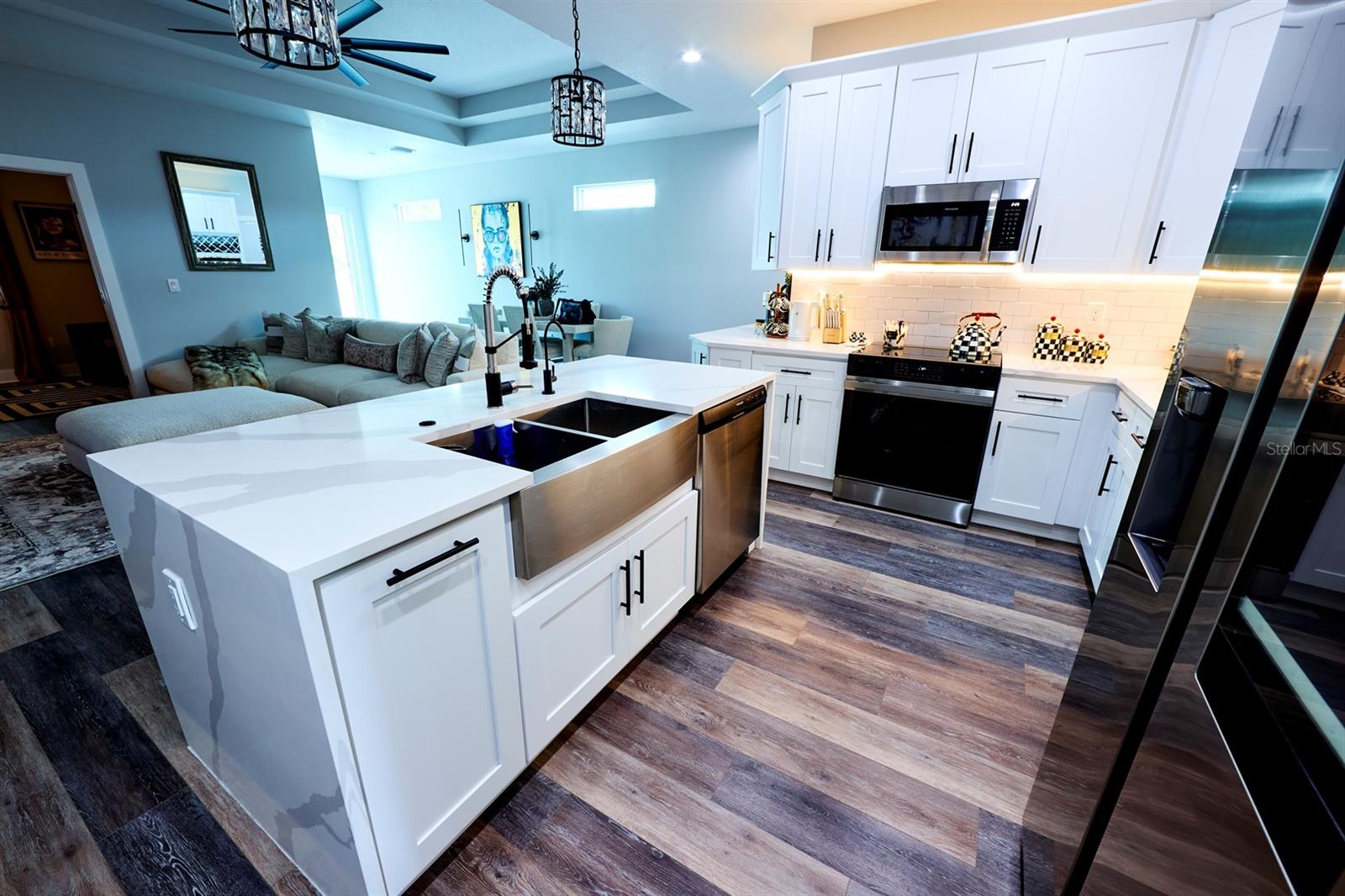 2925 W DEWEY ST, TAMPA, FL, 33607