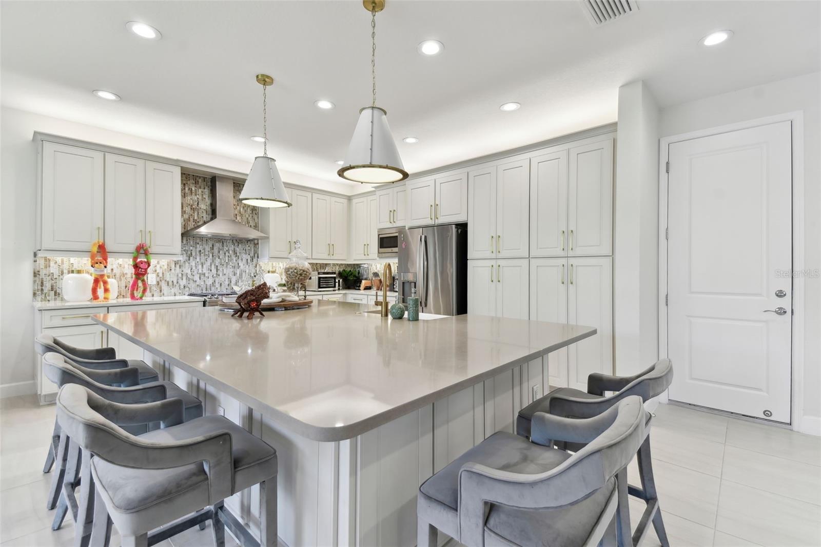 32199 MAHOGANY VALLEY DR, WESLEY CHAPEL, FL, 33543