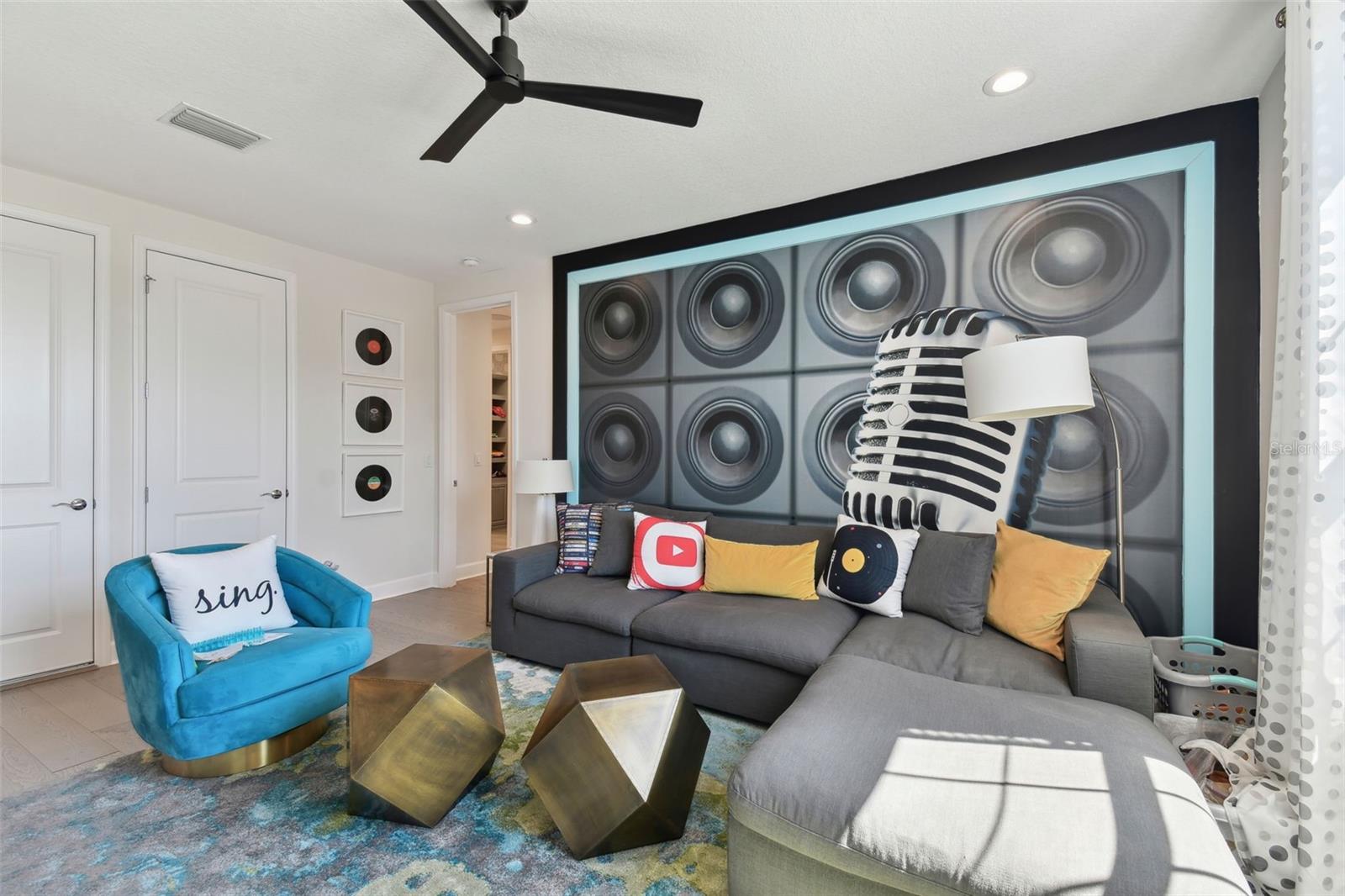 32199 MAHOGANY VALLEY DR, WESLEY CHAPEL, FL, 33543