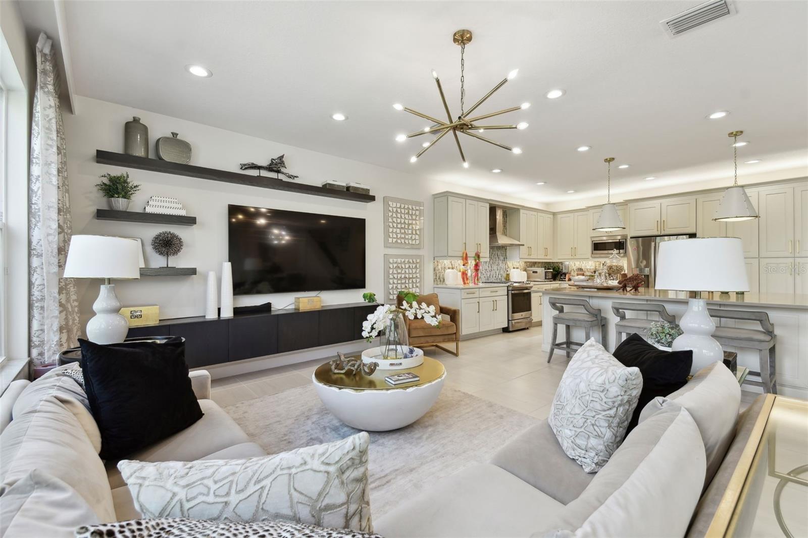 32199 MAHOGANY VALLEY DR, WESLEY CHAPEL, FL, 33543
