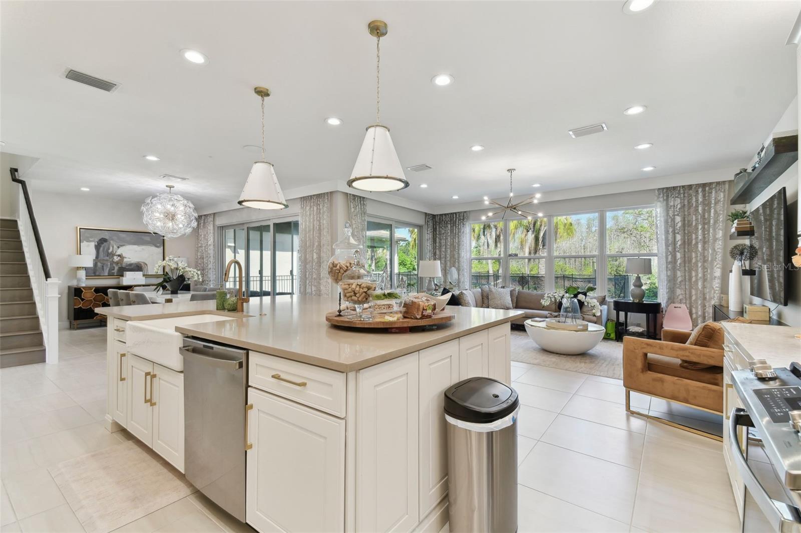 32199 MAHOGANY VALLEY DR, WESLEY CHAPEL, FL, 33543
