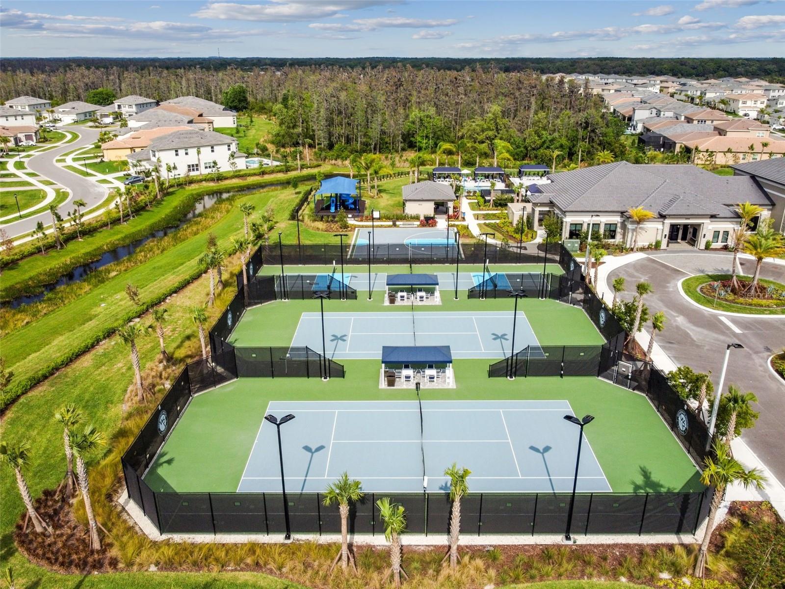 32199 MAHOGANY VALLEY DR, WESLEY CHAPEL, FL, 33543