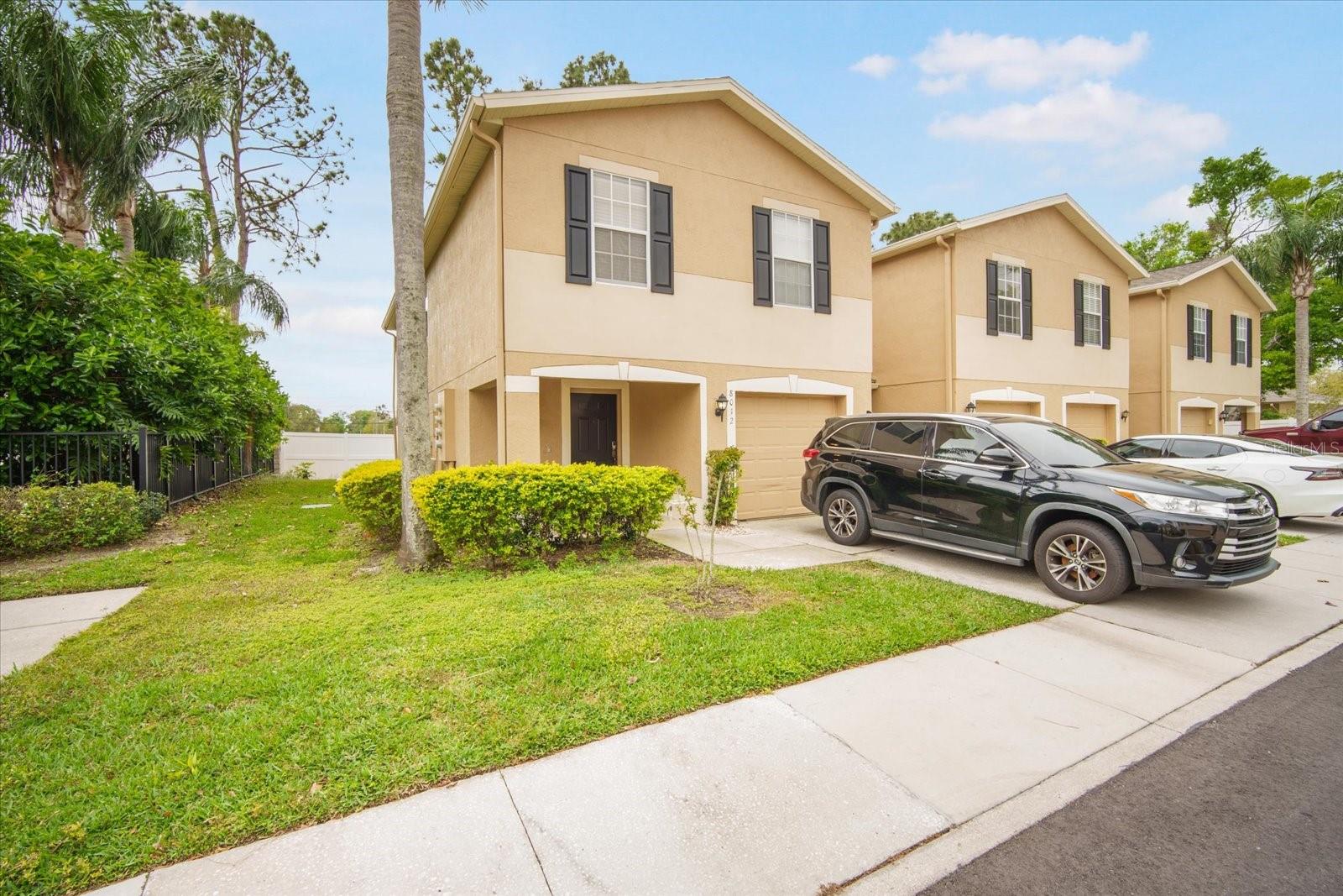 8012 SAVANNAH SUNSET LN, TAMPA, FL, 33615