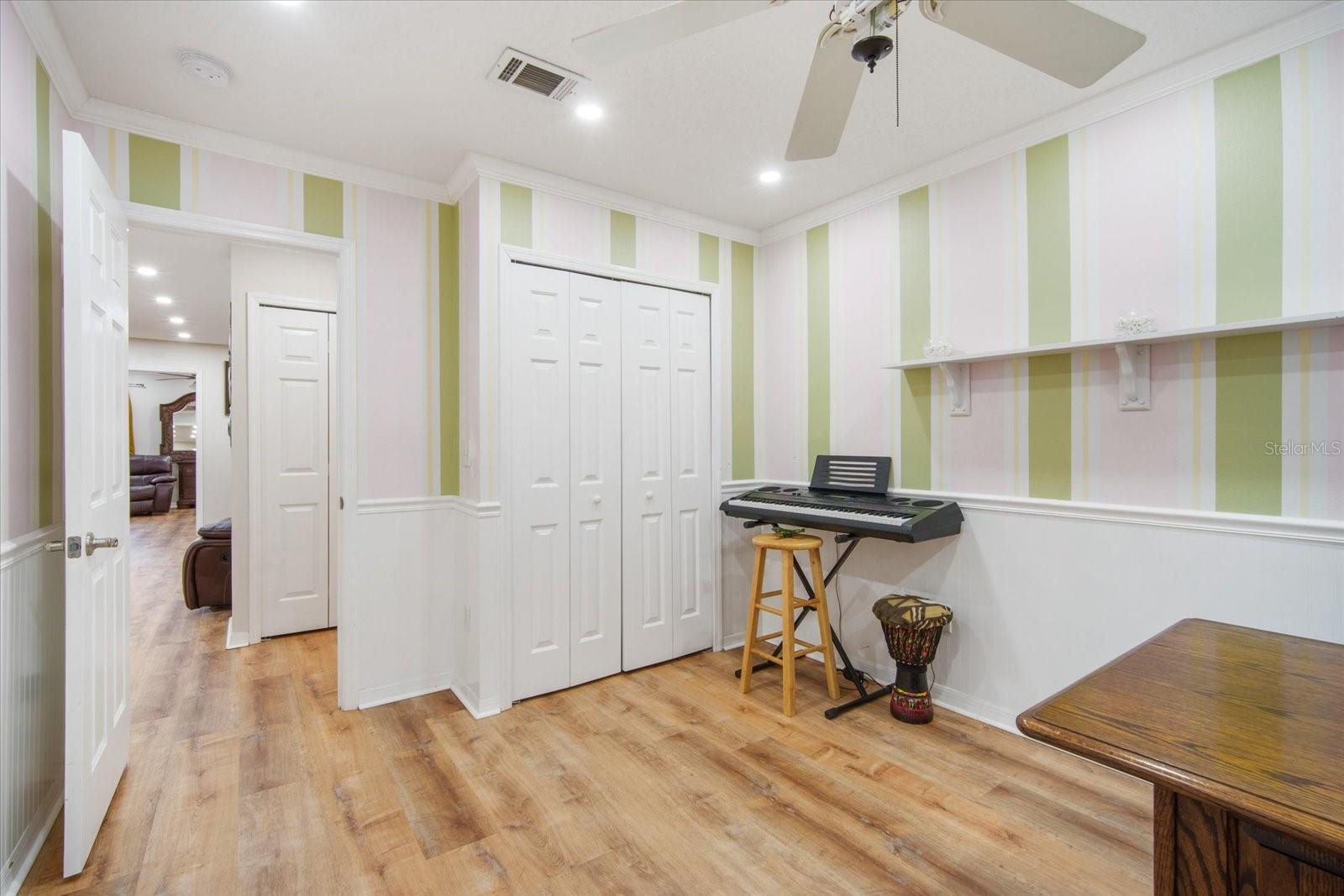 8012 SAVANNAH SUNSET LN, TAMPA, FL, 33615
