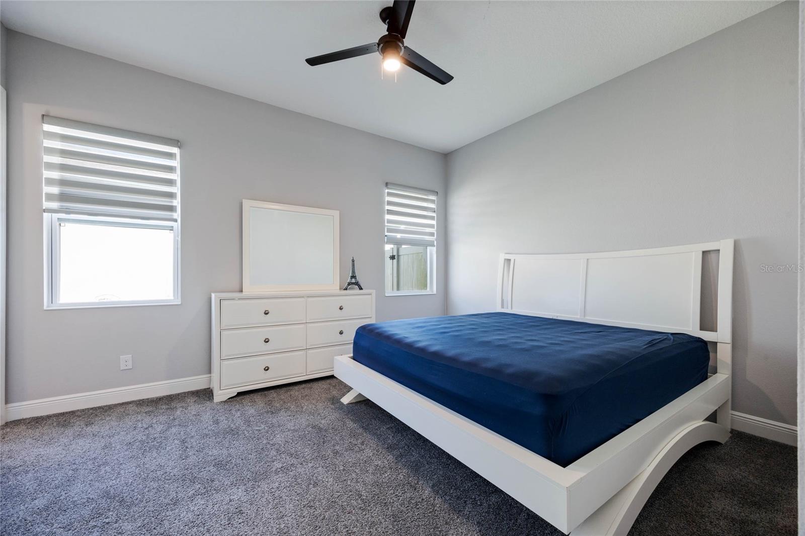 1009 BIRCH HOLLOW DR, APOPKA, FL, 32703