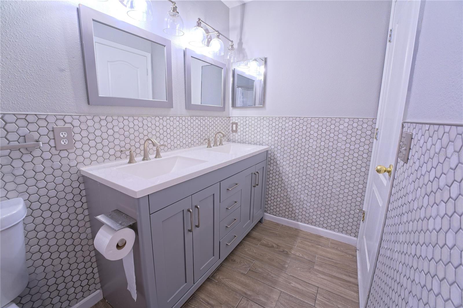 11118 GOLDEN SILENCE DR, RIVERVIEW, FL, 33579