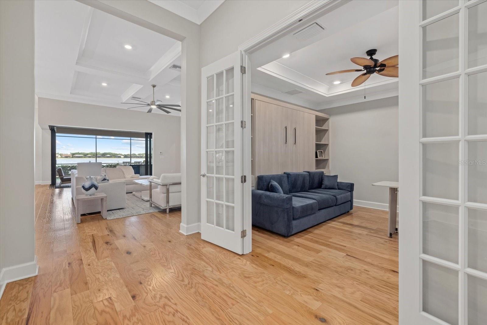 8016 GRANDE SHORES DR, SARASOTA, FL, 34240