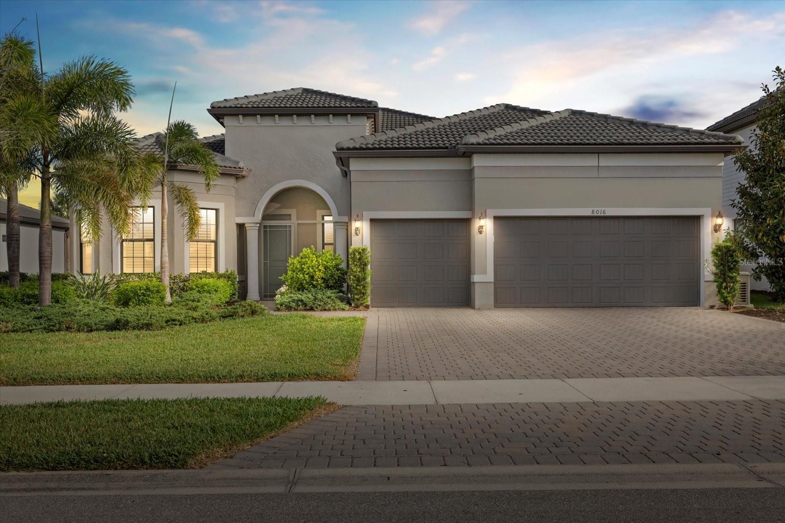 8016 GRANDE SHORES DR, SARASOTA, FL, 34240