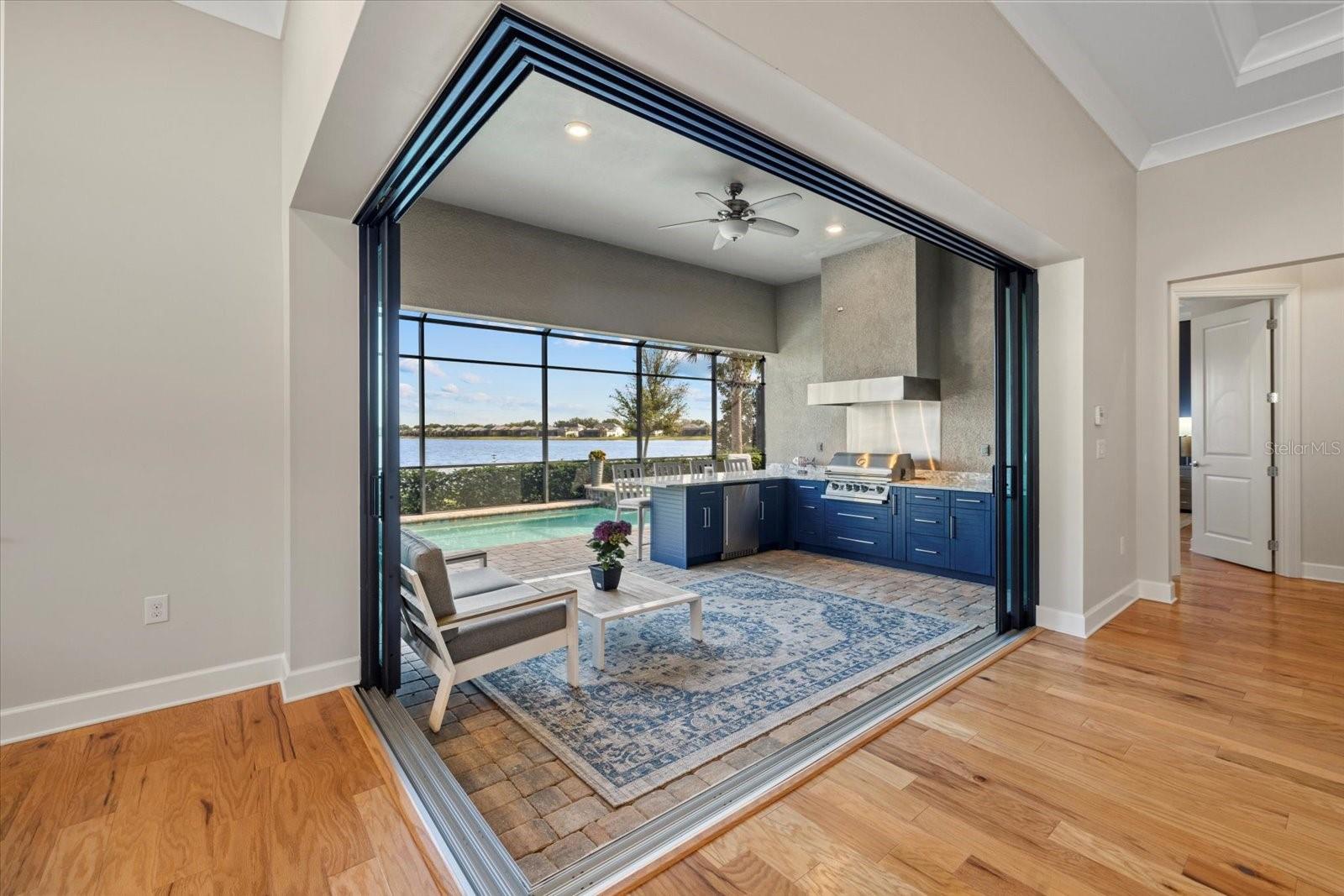8016 GRANDE SHORES DR, SARASOTA, FL, 34240