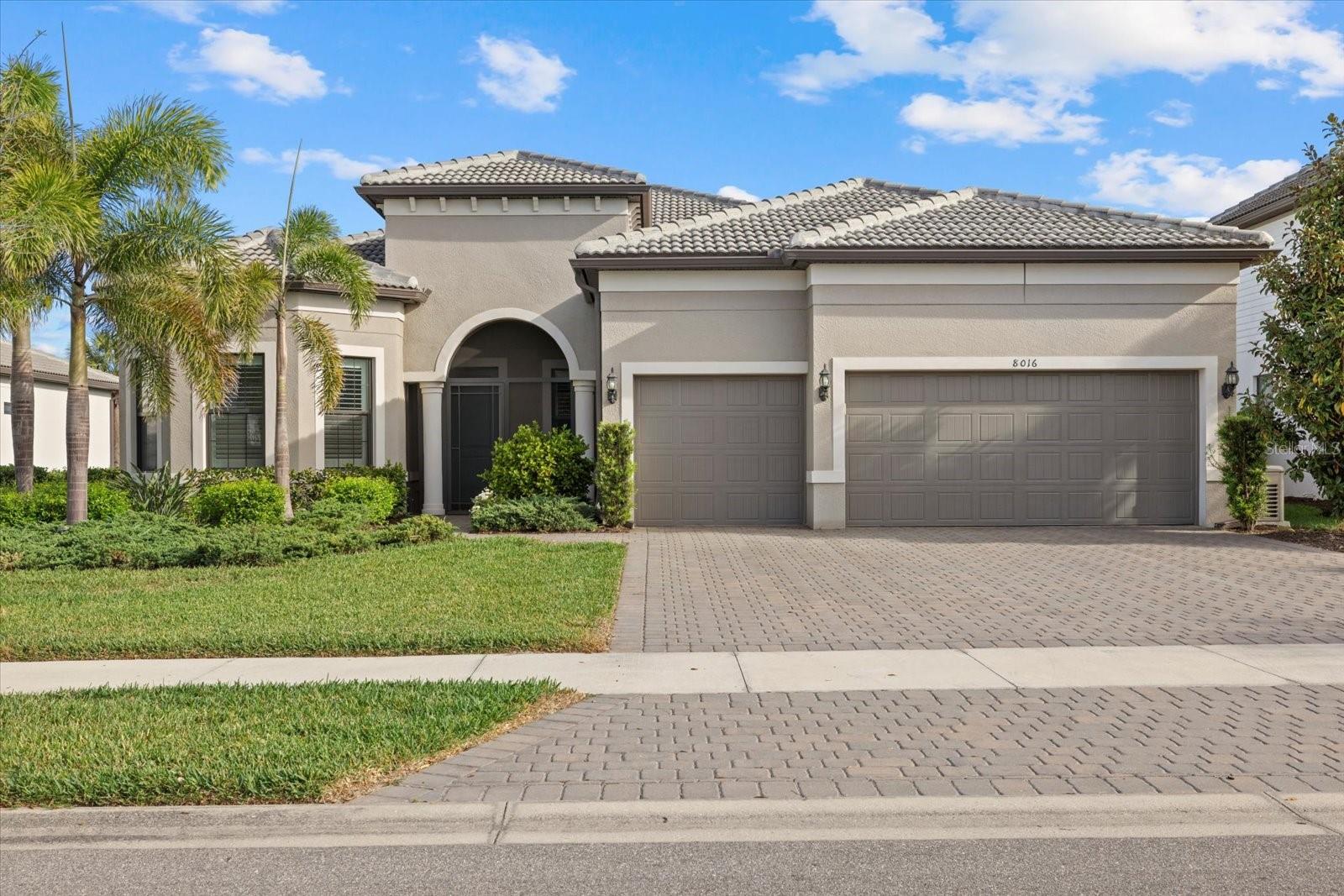 8016 GRANDE SHORES DR, SARASOTA, FL, 34240