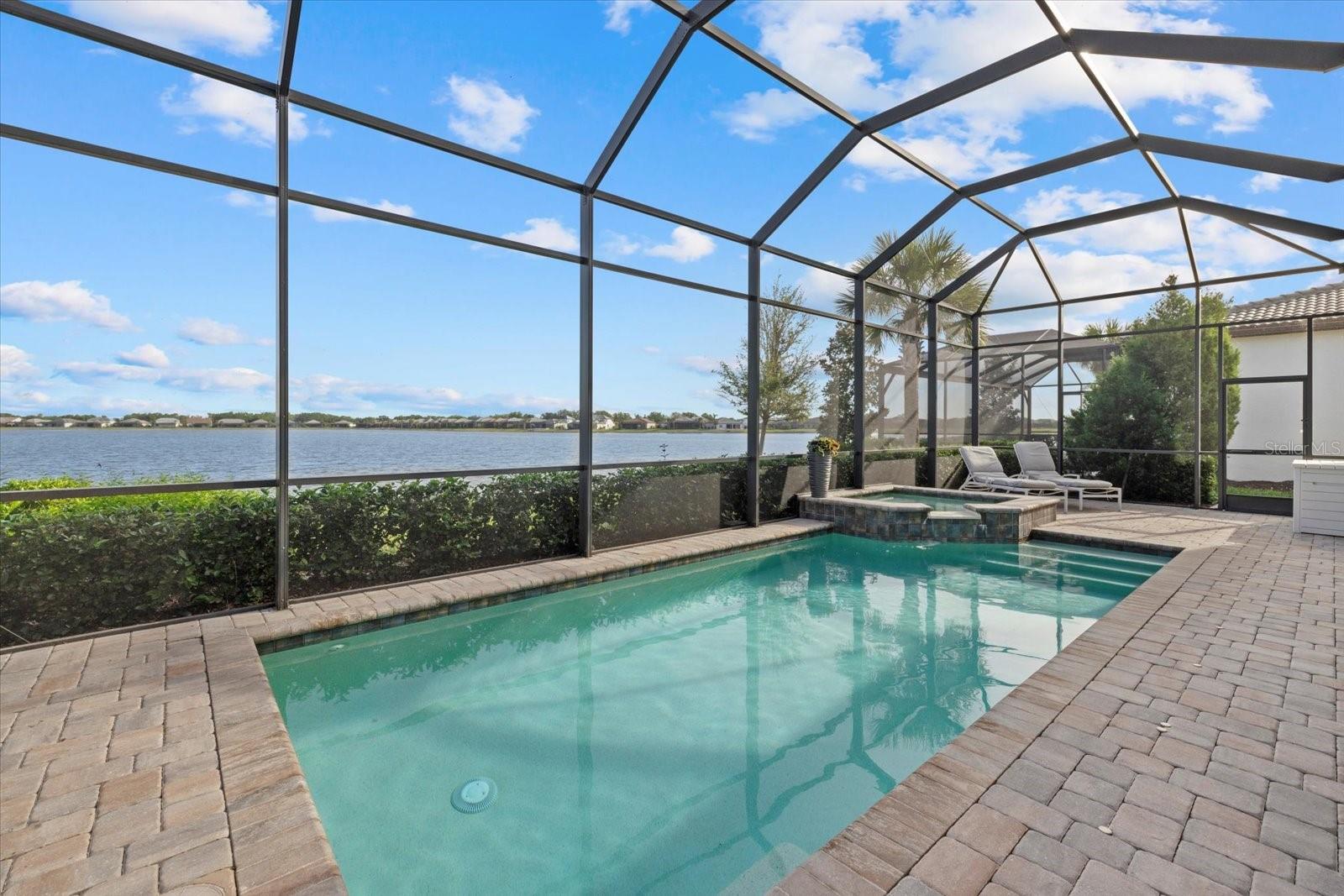 8016 GRANDE SHORES DR, SARASOTA, FL, 34240