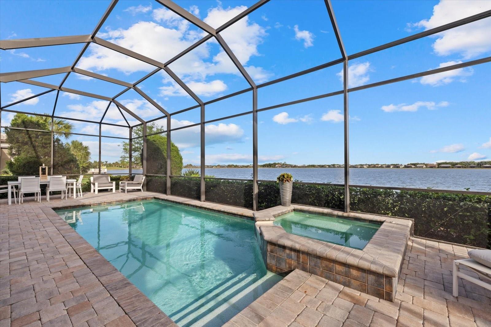 8016 GRANDE SHORES DR, SARASOTA, FL, 34240