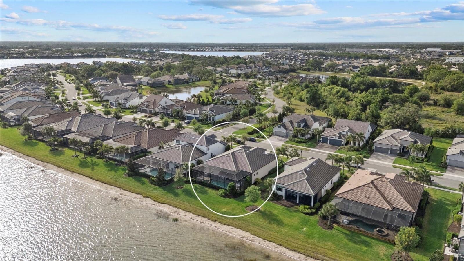 8016 GRANDE SHORES DR, SARASOTA, FL, 34240
