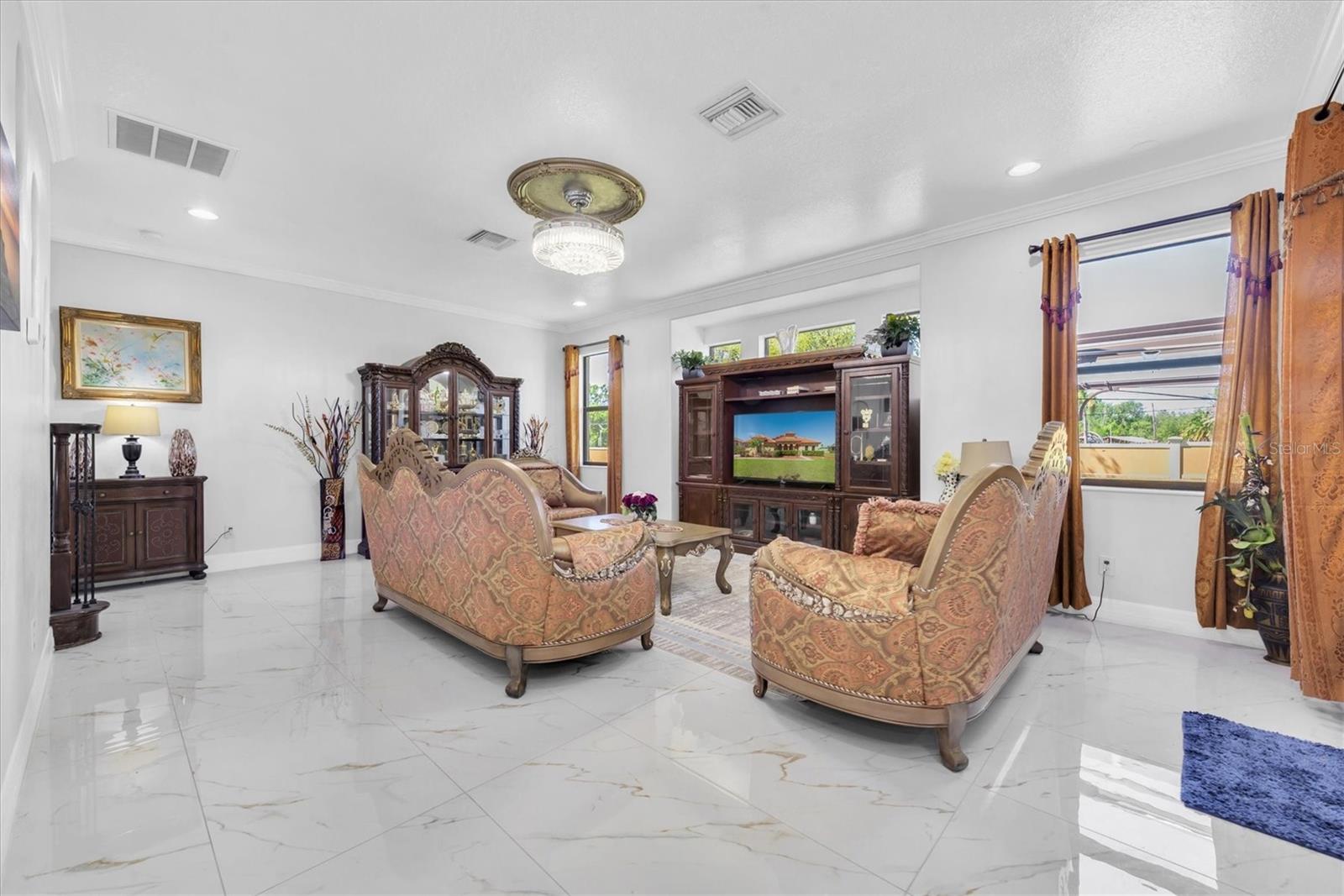 9320 MERLOT CIR, SEFFNER, FL, 33584