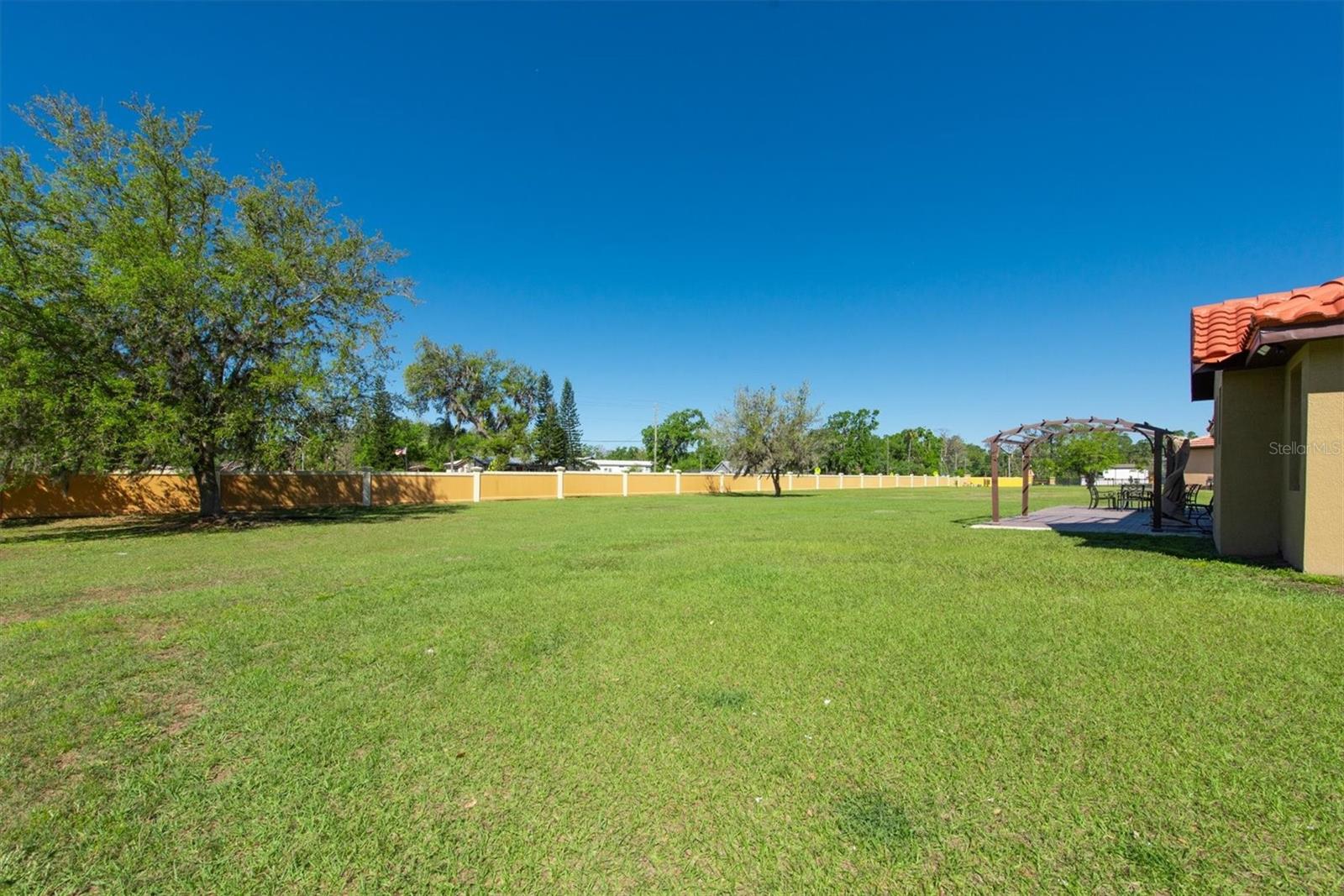 9320 MERLOT CIR, SEFFNER, FL, 33584
