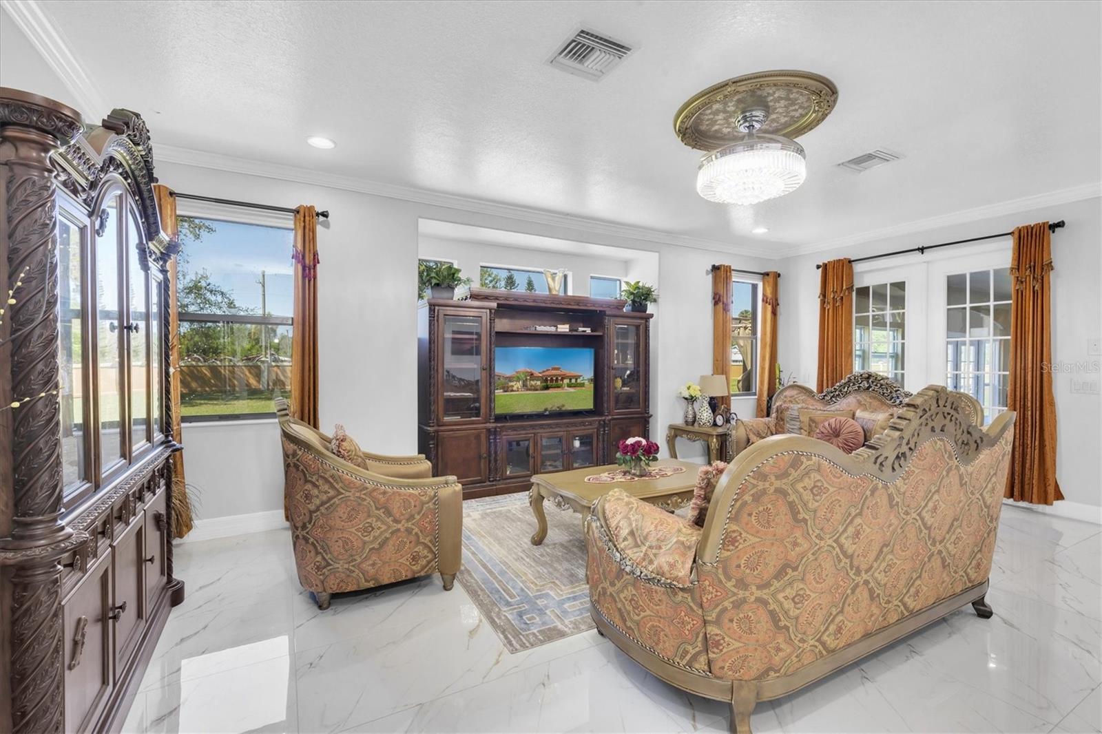 9320 MERLOT CIR, SEFFNER, FL, 33584