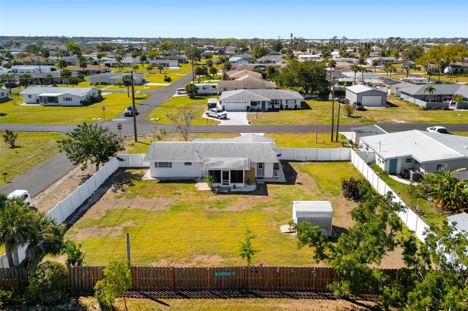 1600 MARYKNOLL RD, ENGLEWOOD, FL, 34223