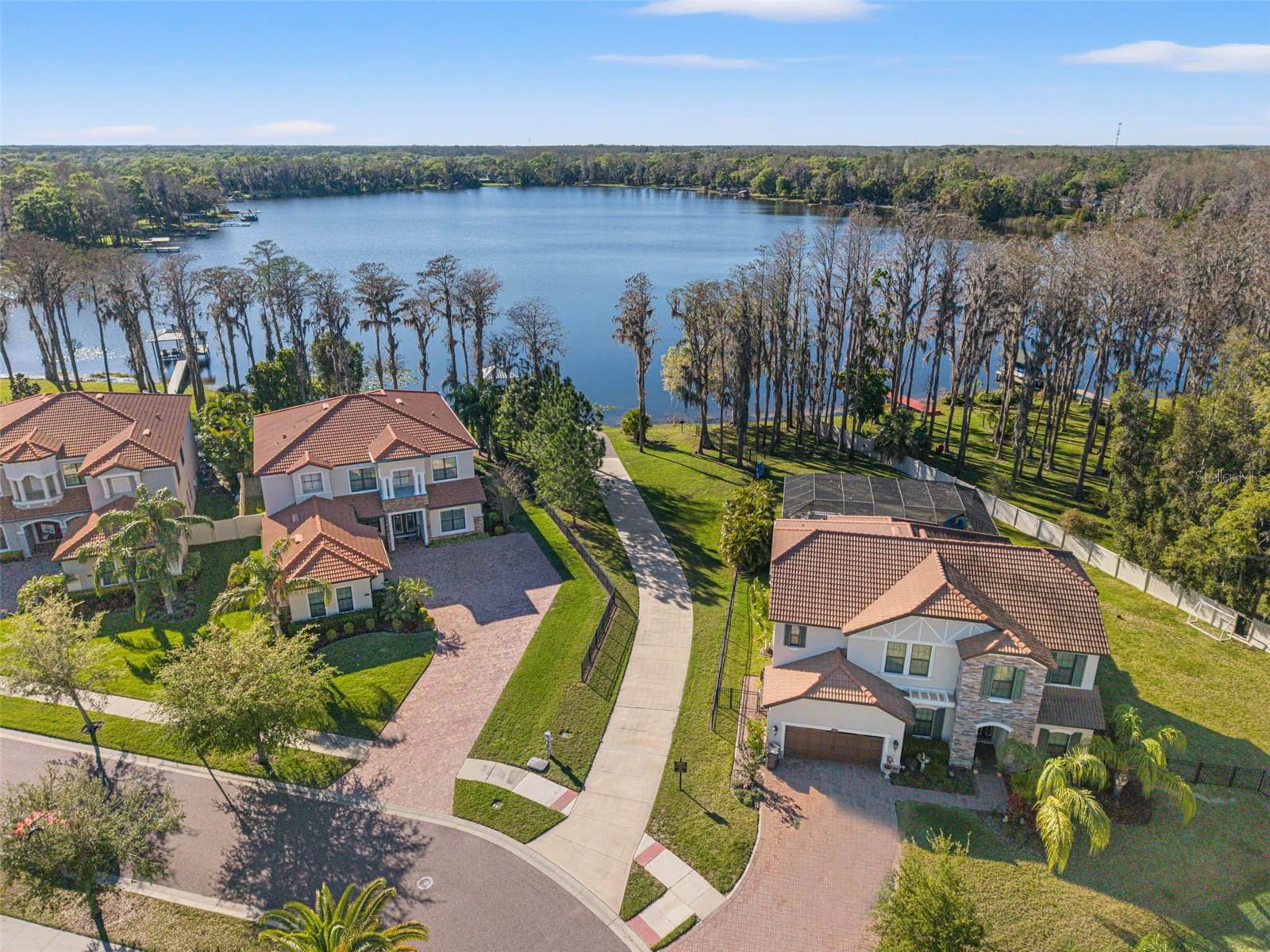 16532 BALLYSHANNON DR, TAMPA, FL, 33624