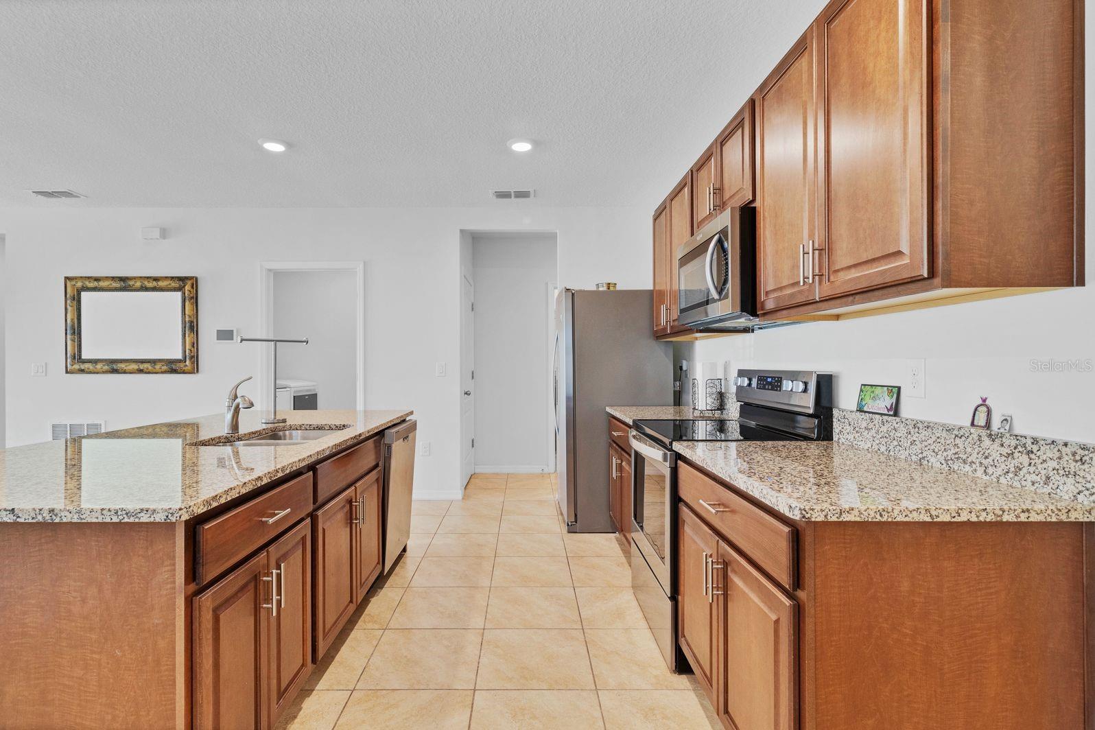 1932 RED CANYON DR, KISSIMMEE, FL, 34744