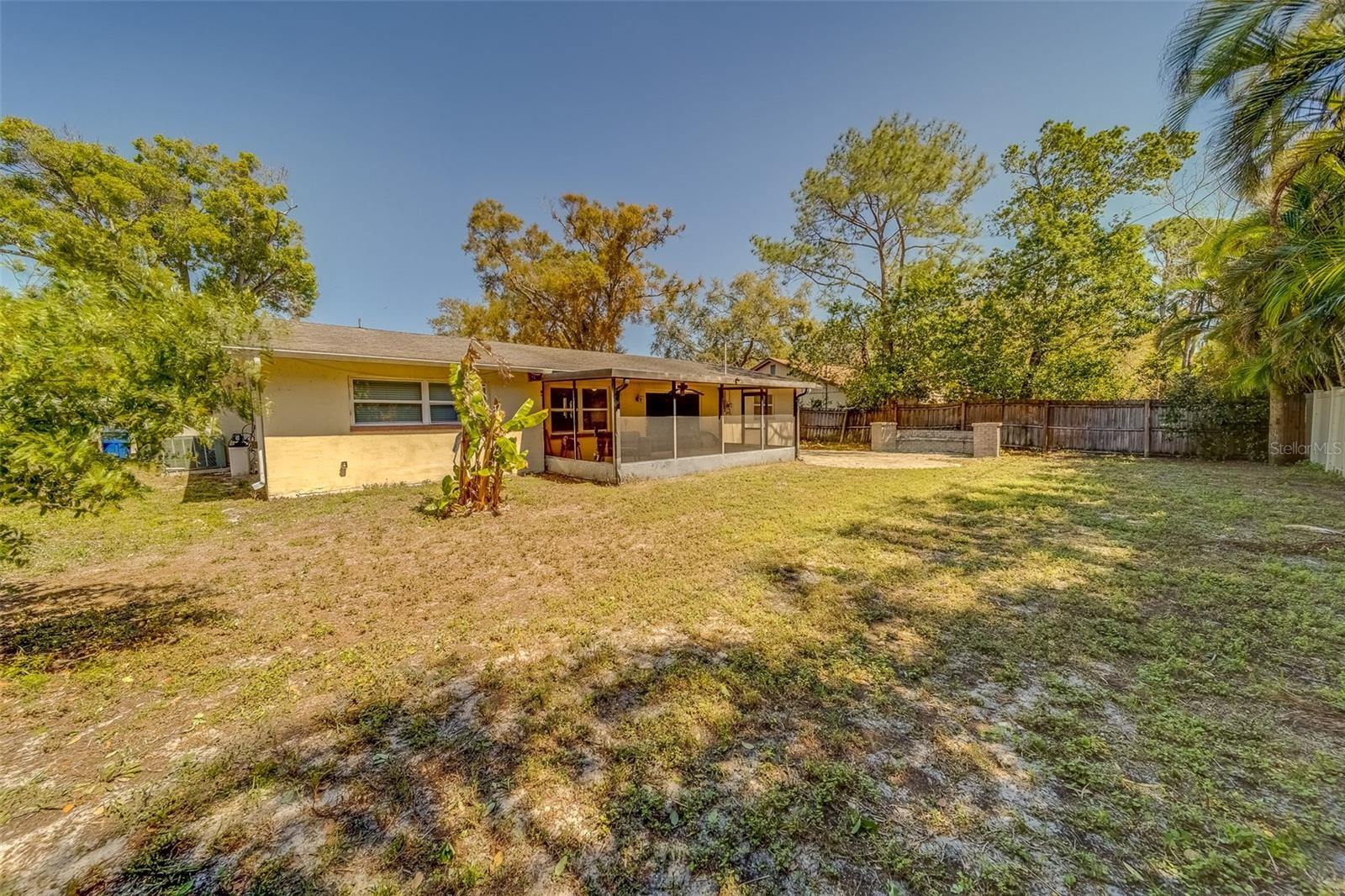 2269 BEVERLY LN, CLEARWATER, FL, 33764