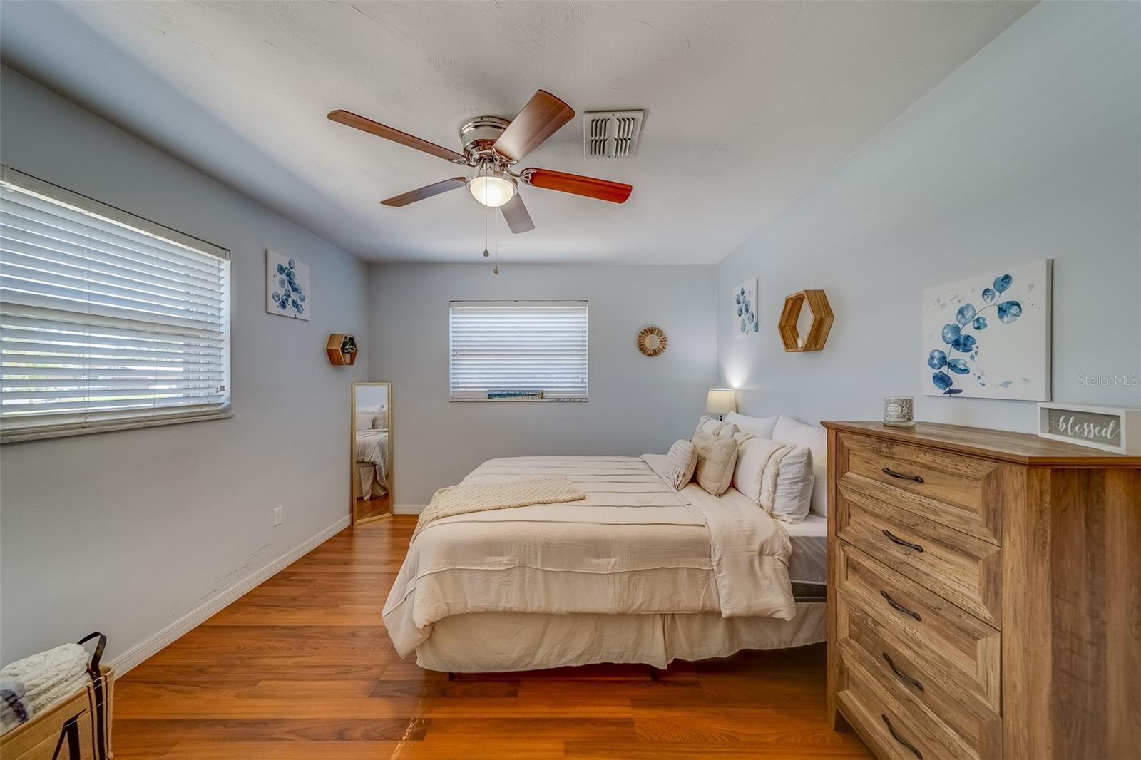 2269 BEVERLY LN, CLEARWATER, FL, 33764