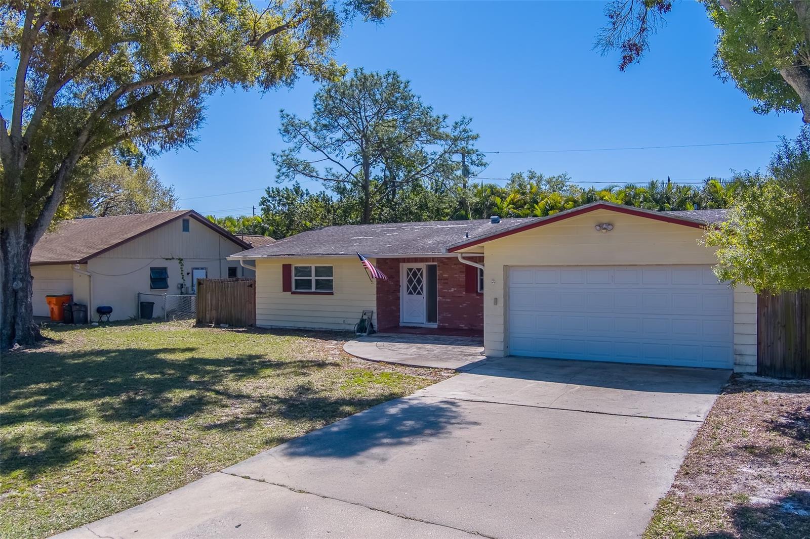 2269 BEVERLY LN, CLEARWATER, FL, 33764
