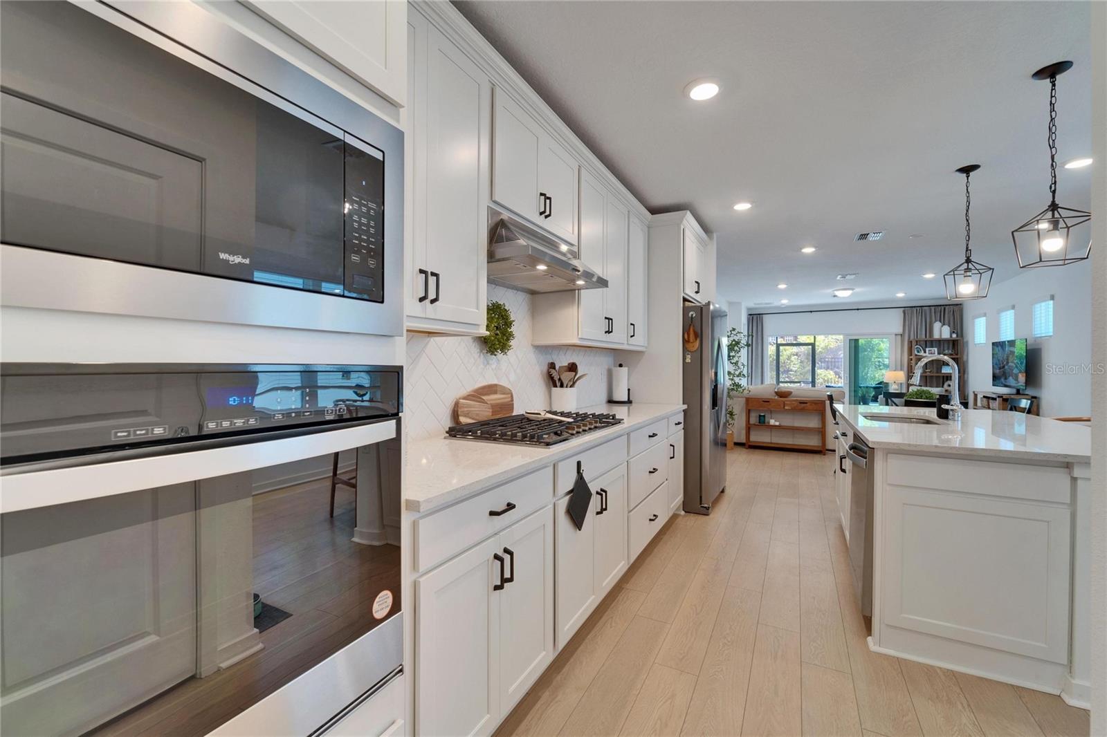 6006 HIDDEN BRANCH DR, APOLLO BEACH, FL, 33572