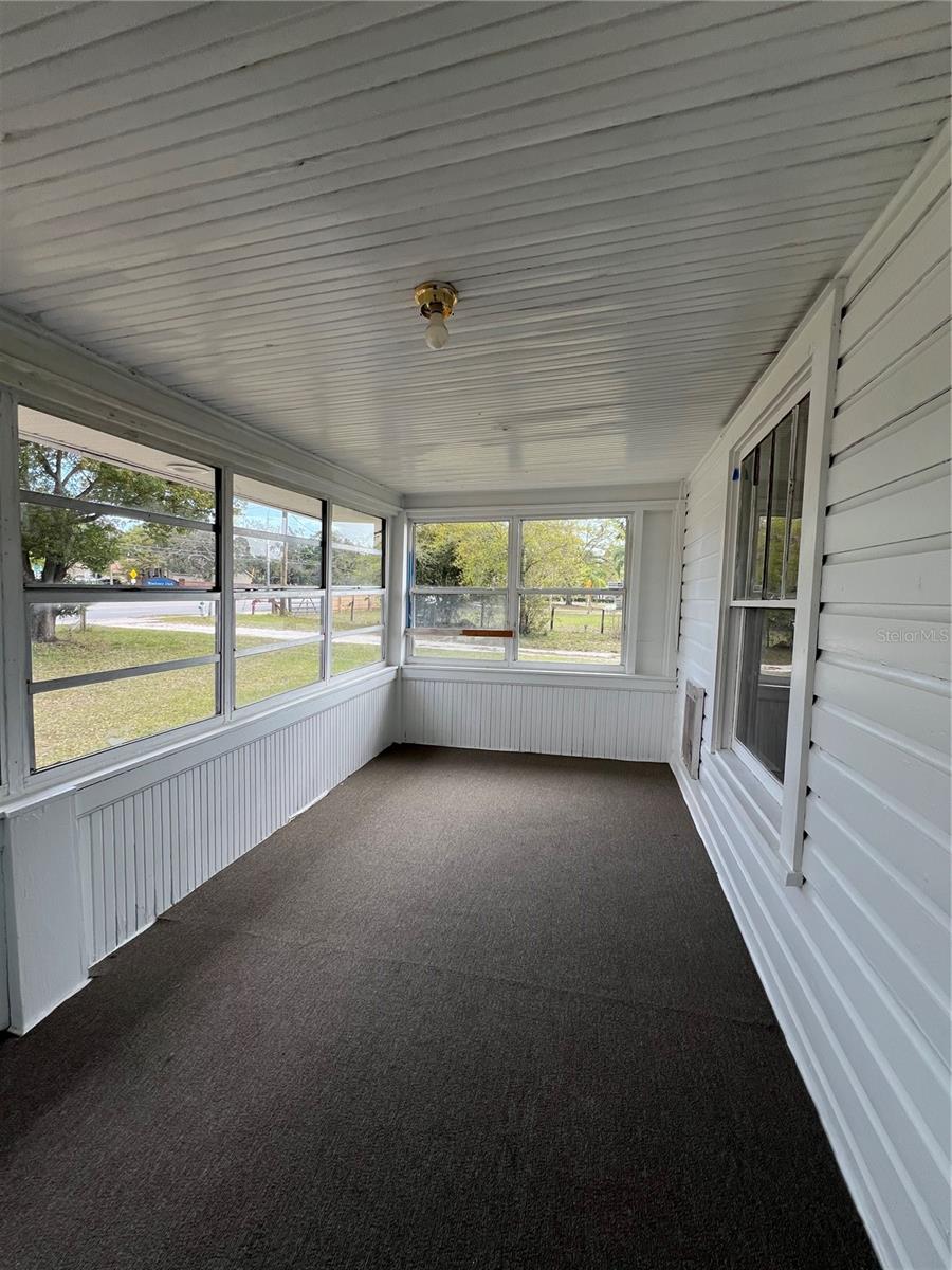 738 N DEAN RD, ORLANDO, FL, 32825