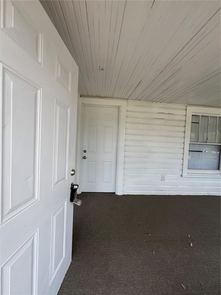 738 N DEAN RD, ORLANDO, FL, 32825